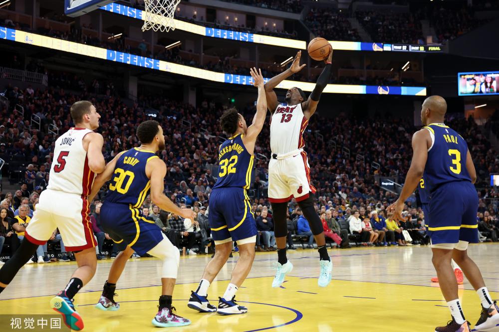 中场的防守 中场的防守