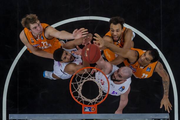 以下克上 以下克上